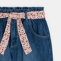 شورت جينز واسع بخصر عالٍ...